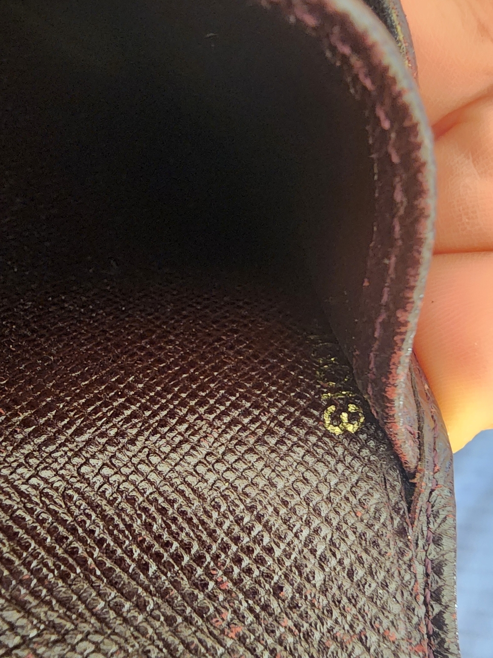 Louis Vuitton Men's Compact Bi-Fold Wallet - Taiga Dark Brown Leather - Picture 9 of 9